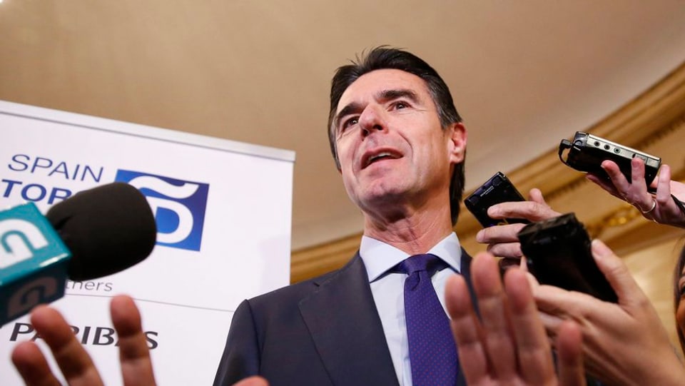 purtret da Juan Manuel Soria, minister da commerzi spagnol