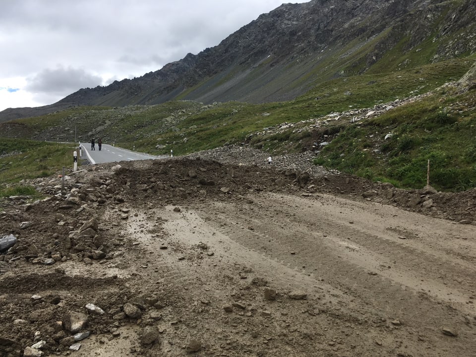 Bova sin la via dal Pass dal Flüela