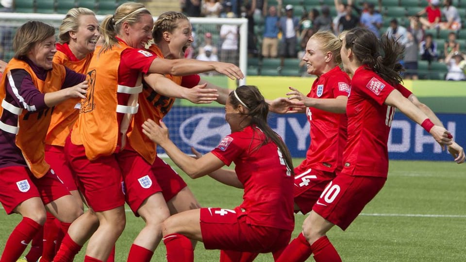 Las dunnas englaisas sa legran dal 3. plaz al campiunadi mundial.