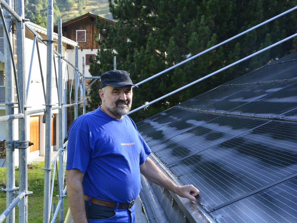 Marcel Levy ha ina gronda passiun, l'energia solara. El è president da la societad cooperativa. 
