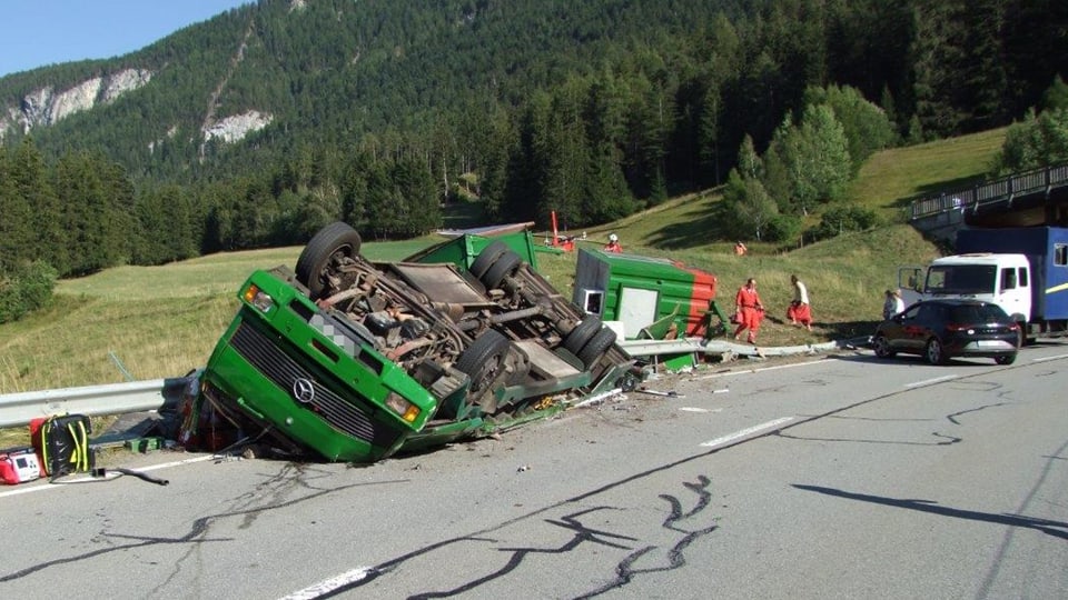 accident, camiun cupitgà sin ina via