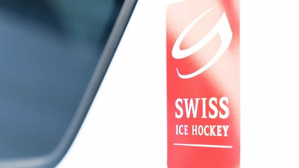 logo da la federaziun da hockey svizra