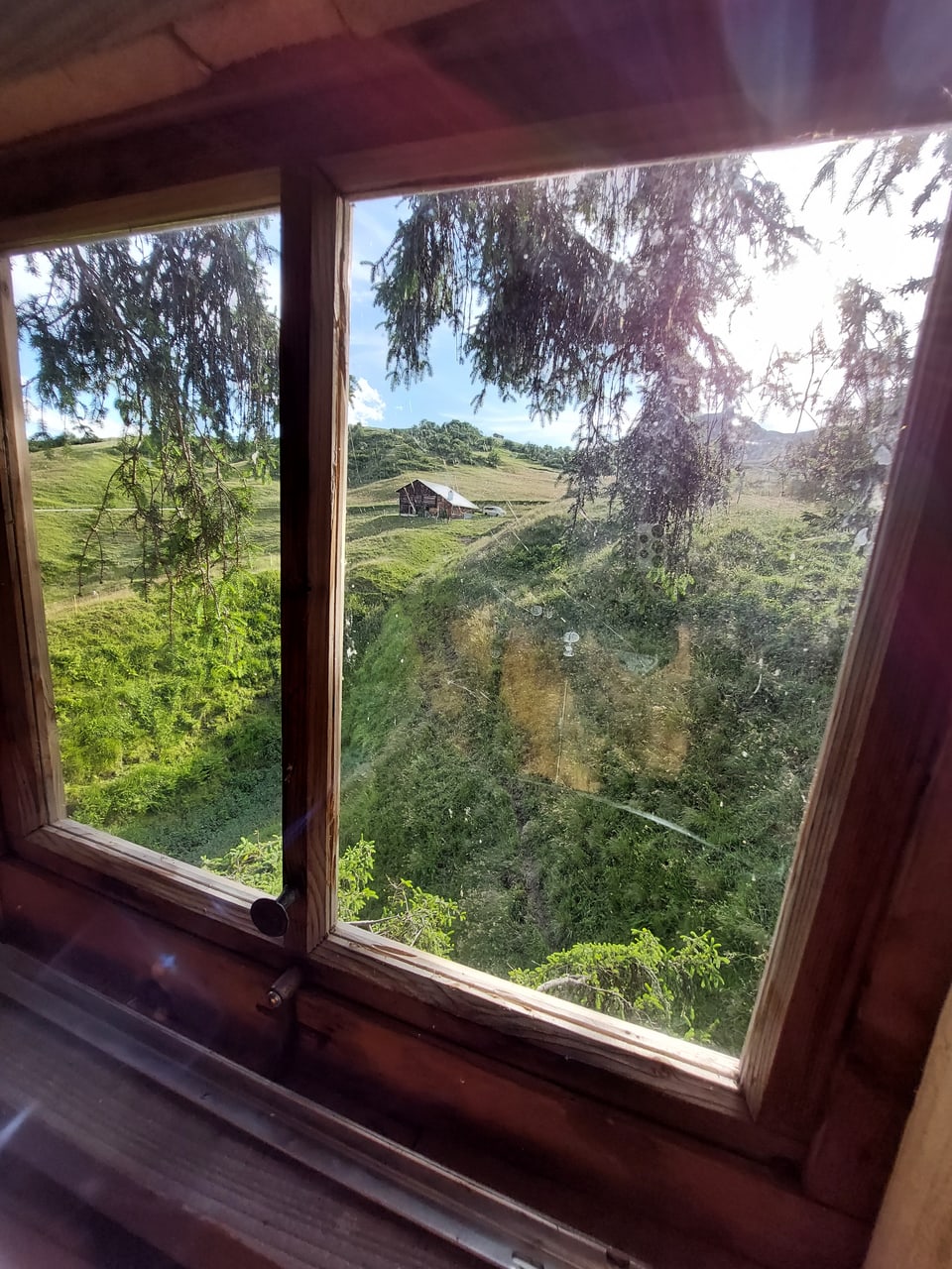 Vista ord fanestra d'in cuolm a Vignogn