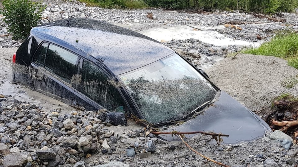 purtret da l'auto ch'è vegnì stratg cun.