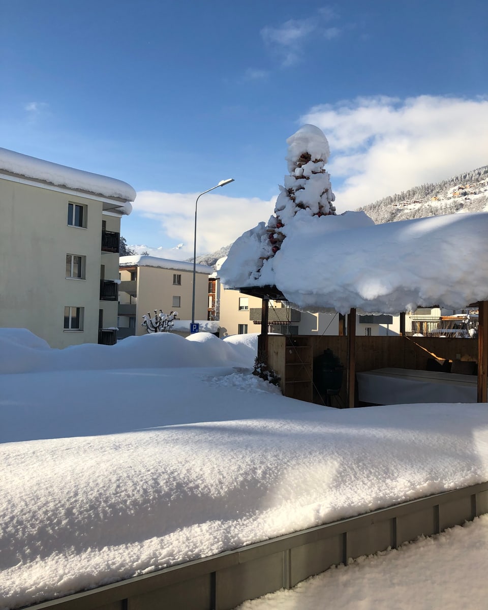 Schnee in Schlifras Ilanz