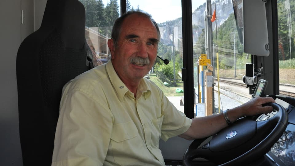 Christian Buchli en ses bus.