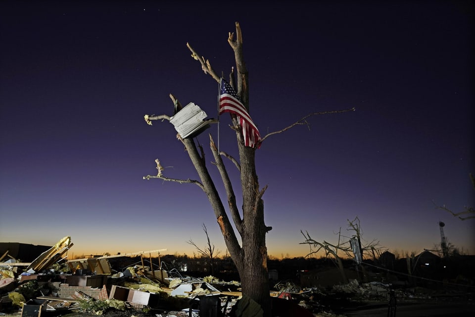 Bandiera americana en lieu destruì