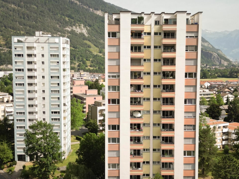 Las chasas autas dal Quartier dal Rain a Cuira