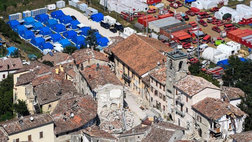 Vischnanca destruida da terratrembel.