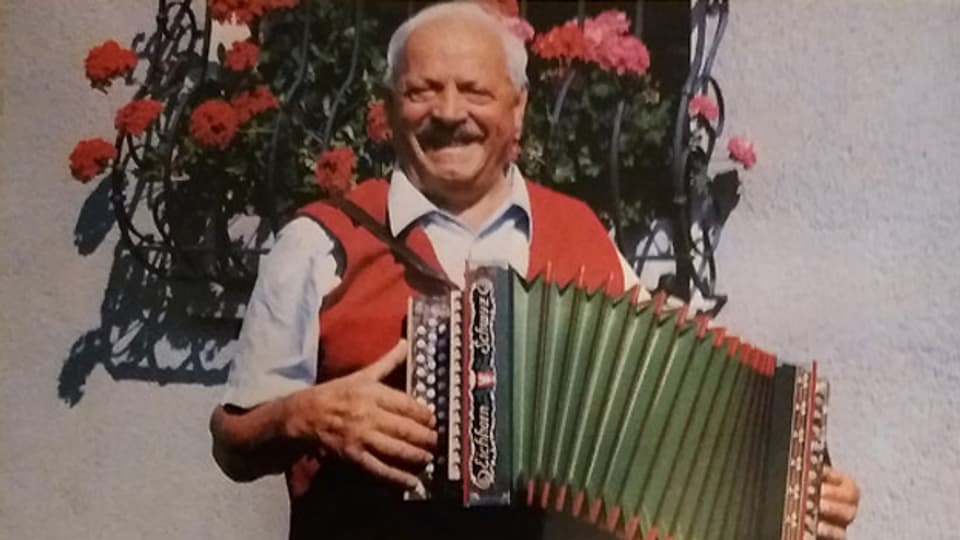 In musicant cun accordeon