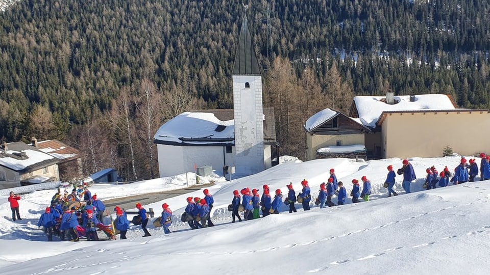 Brail til d'uffants va sper baselgia vi