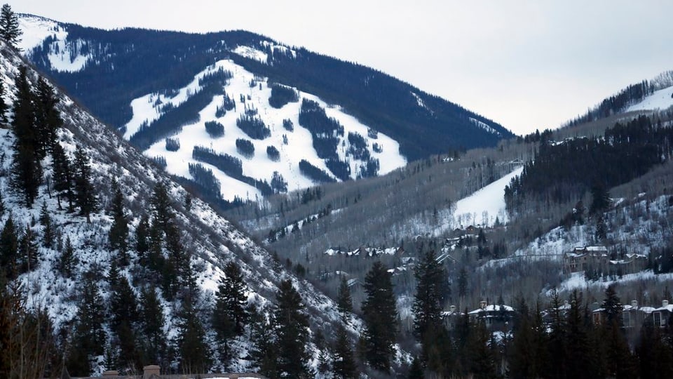 Vista sin las pistas da skis da Beaver Creek. 