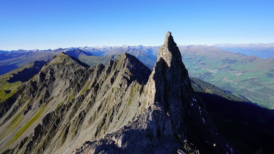 Piz Fess Piz Fess mit Sicht auf Lugnez