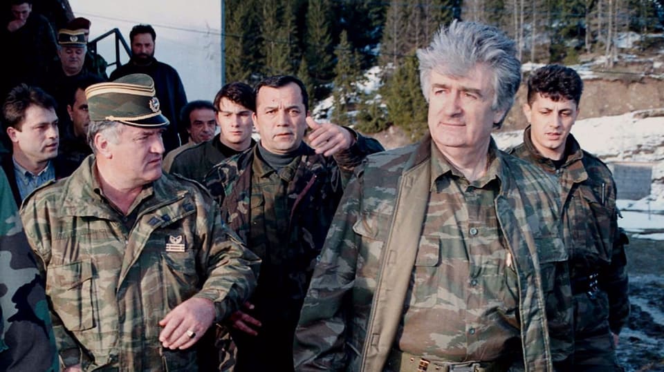 L'anteriur manader dals Serbs Radovan Karadzic il 1995