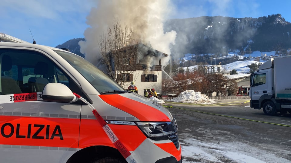 pumpiers èn vid stizzar il fieu. 