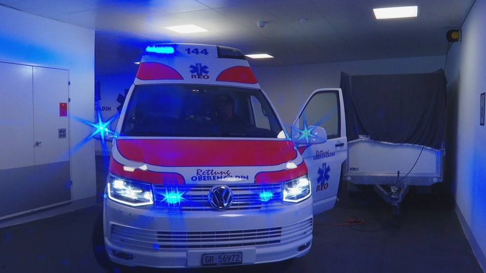 ambulanza, glisch blaua