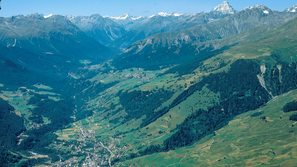 la regiun Engiadina Bassa da Scuol fin Zernez