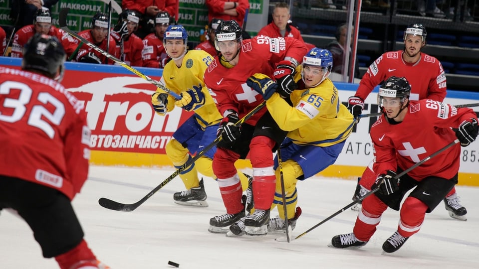 gieu da hockey tranter Svizra e Svezia