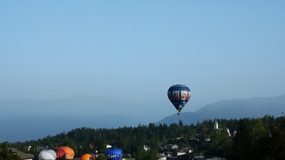 Dunst in Flims trotz trockener Luft keine Weitsicht.