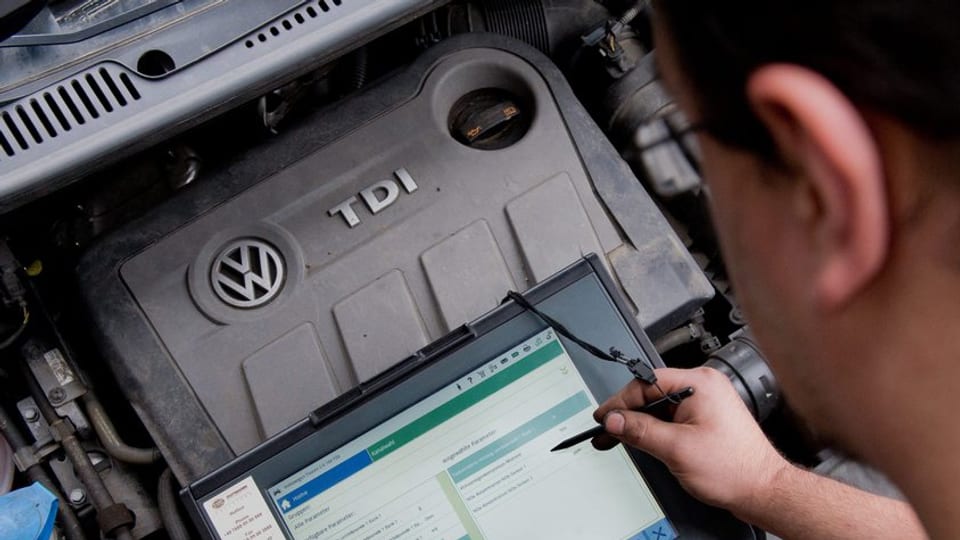 VW aveva concedì ch’era l'emissiun dal CO2 saja vegnì manipulada.
