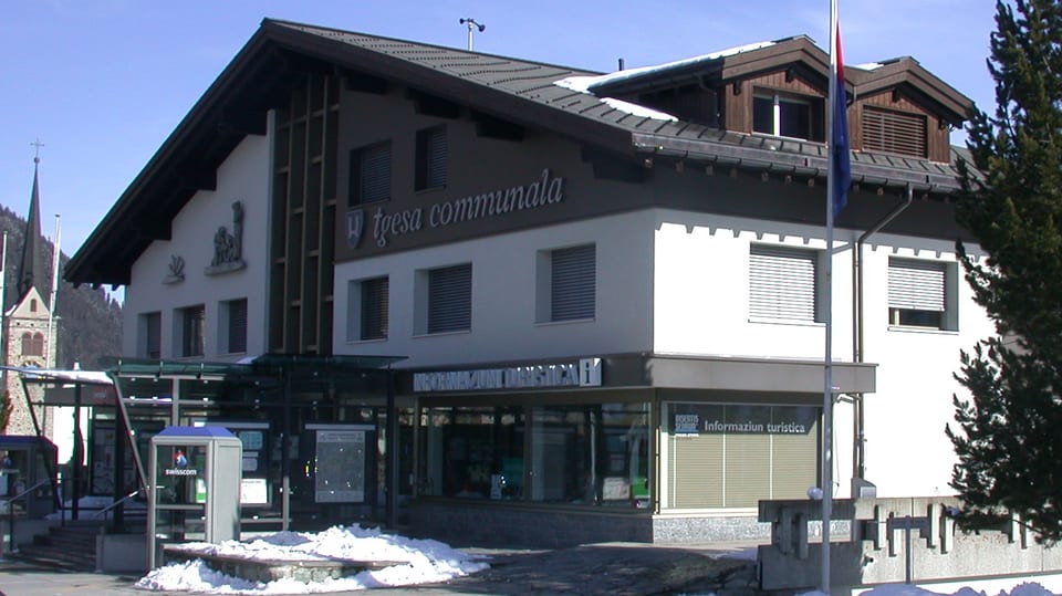 Chasa communala a Sedrun.