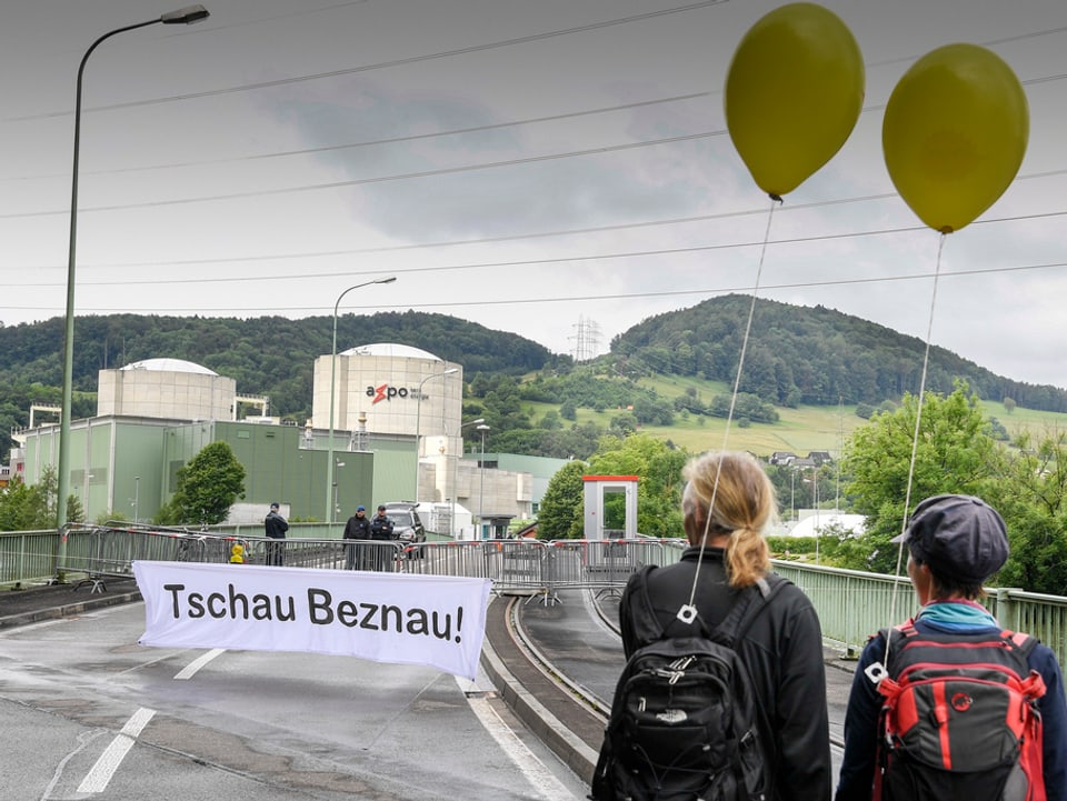 Ils 19 da zercladur 2016 èsi a Beznau vegnì demonstrà per la serrada immediata da l'ovra atomara.