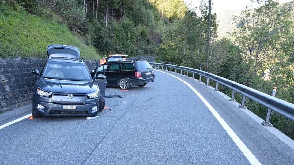 Purtret dals dus autos donnegiads. 