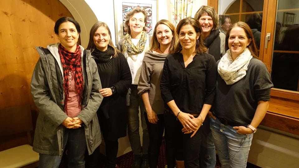 Ellas vulan surdar l'organisaziun dal pass da vacanzas en novs mauns, da san.: Daniela Patt, Doris Lopes, Maren Völkers, Elvira Cadosch, Natalia Schena, Nelly Gubser, Miriam Muhmenthaler. Barblina Arpagaus mantga sin la foto. 