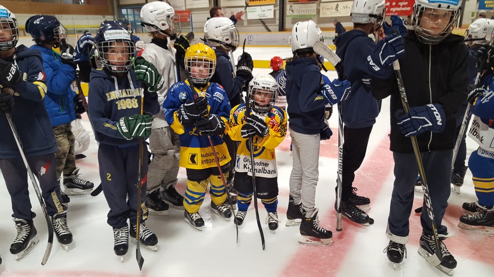 Impressiuns dals «Hockey Day» en l'Engiadina.