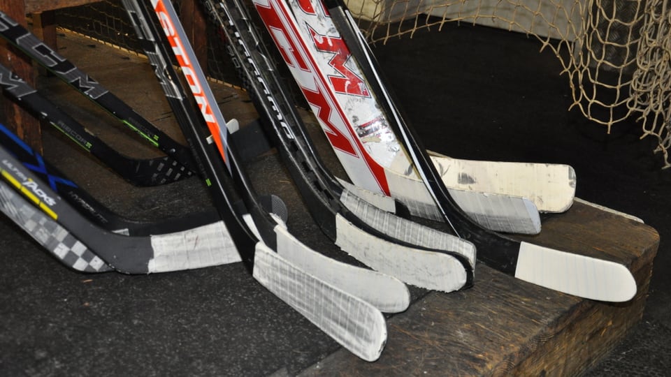 Fists per dar hockey. 