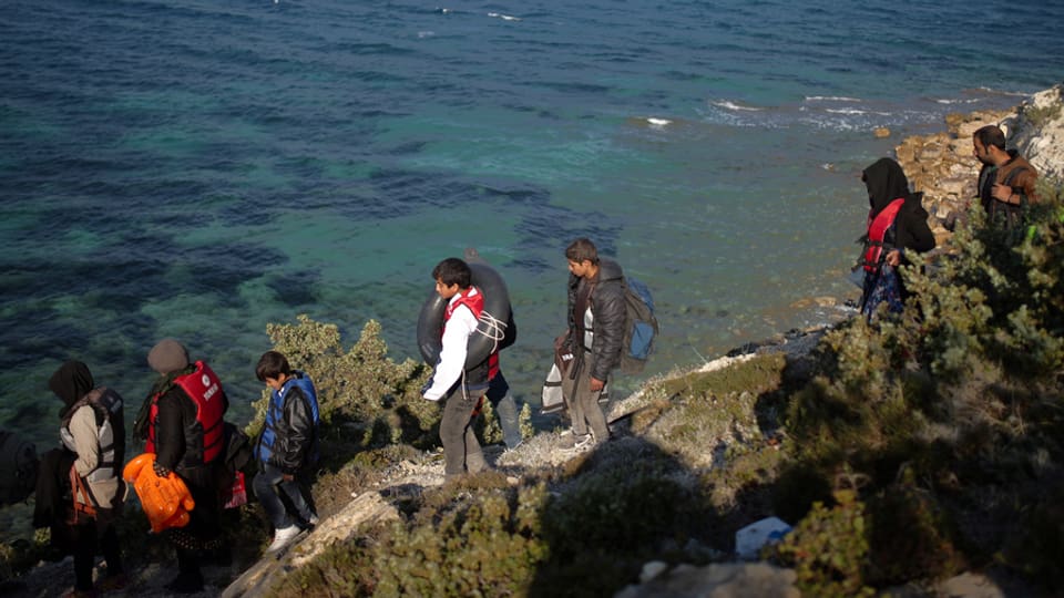 Migrants sa preparan da viagiar da la Tirchia vers la Grezia.