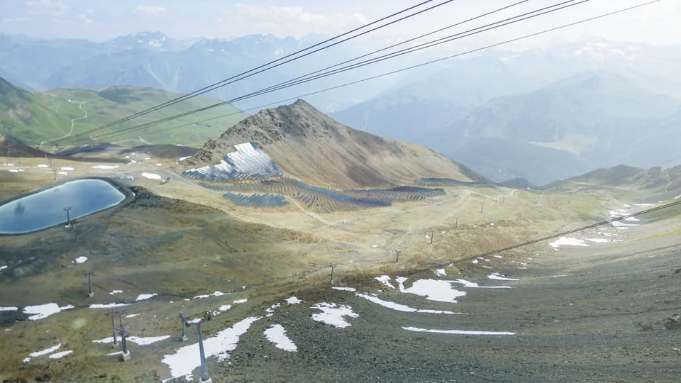 Visualisierung einer Photovoltaikanlage in den Bergen mit Skiliften.