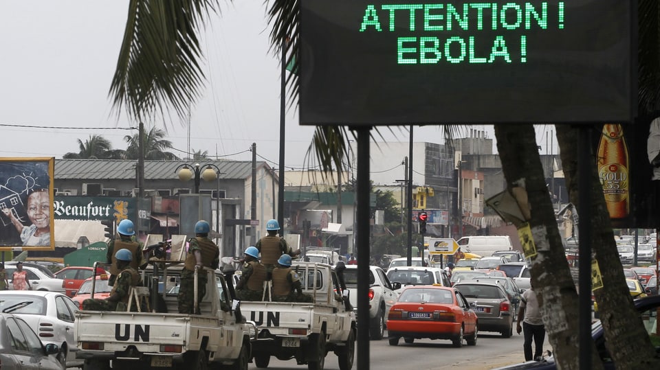 Ils trais stadis pertutgads il fitg da l'Ebola vulan superà l'epidemia enfin il mez d'avrigl