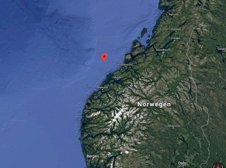 Carta da la costa da la Norvegia cun marcà lieu, nua che la nav è vegnida en privel da mar.