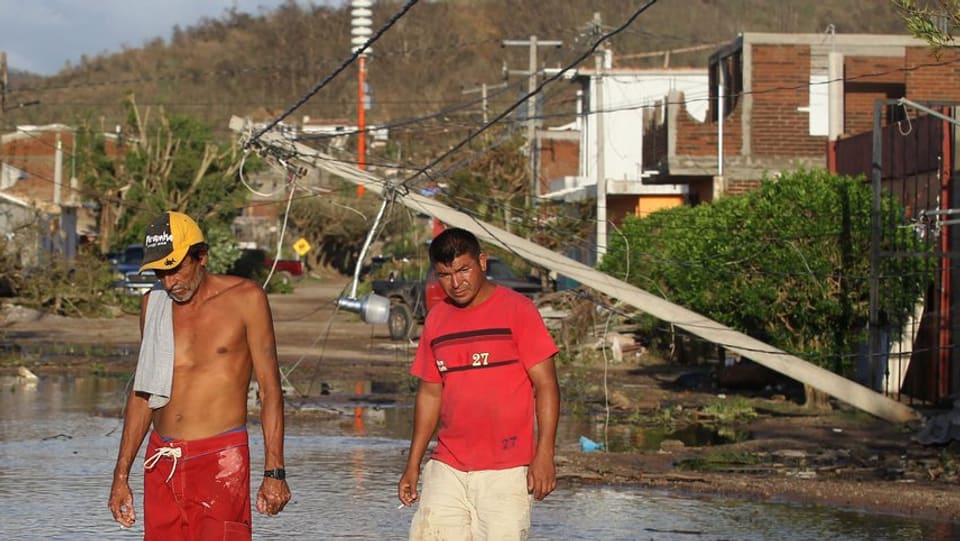 2 umens en il Mexico suenter il stemprà.