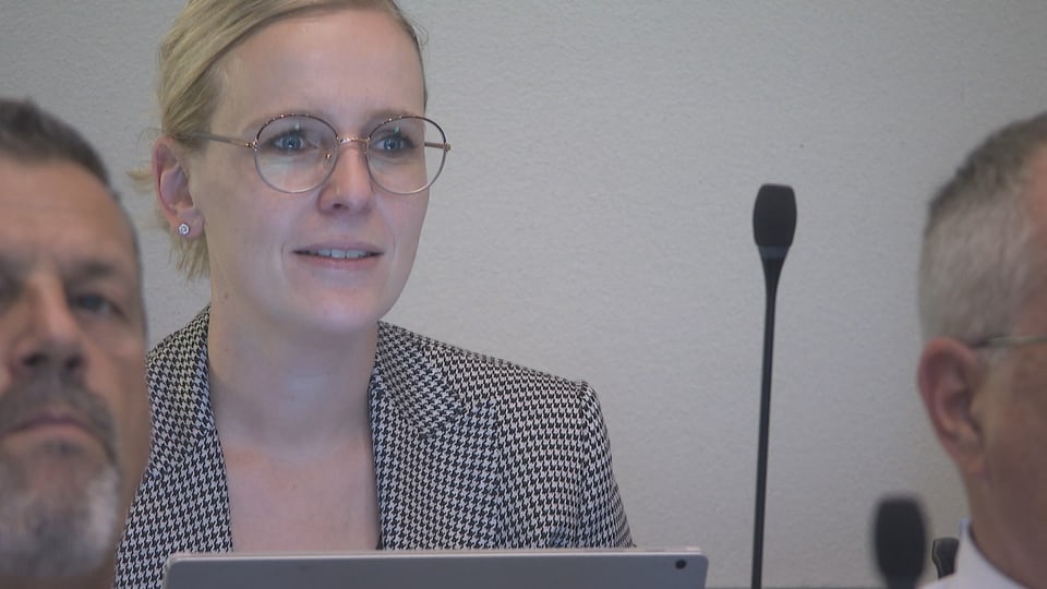 Sandra Adank en il Cussegl Grond