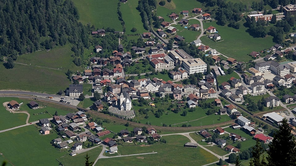 Purtret dal vitg da Trun da surengiu. 