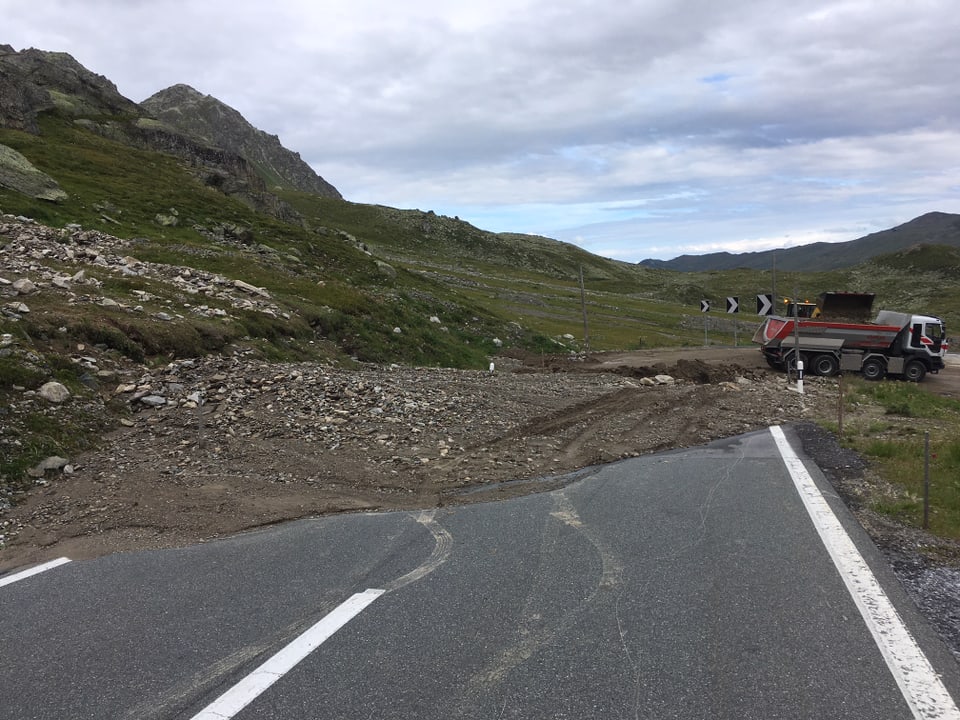 Bova sin la via dal Pass dal Flüela.