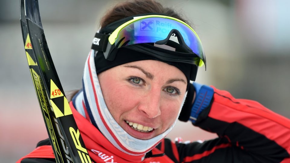La passlunghista polacca Justina Kowalczyk en montura da sport.