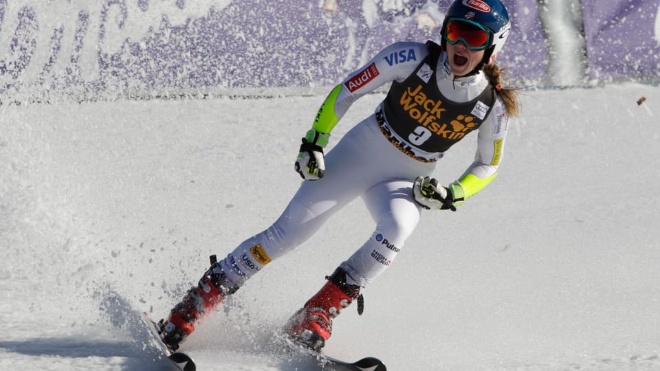 Mikaela Shiffrin che sa legra da sia victoria.