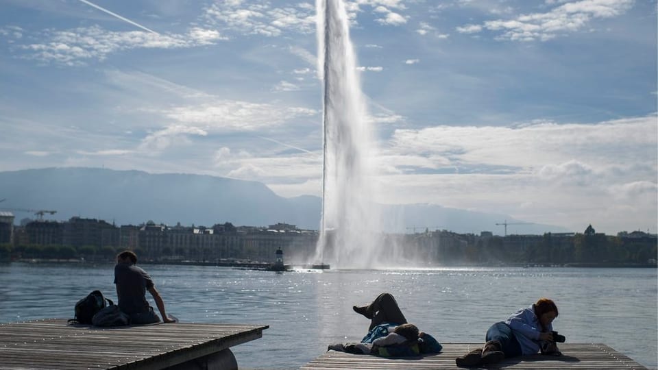 Il jet d'eau sin il Lac Leman a Genevra.