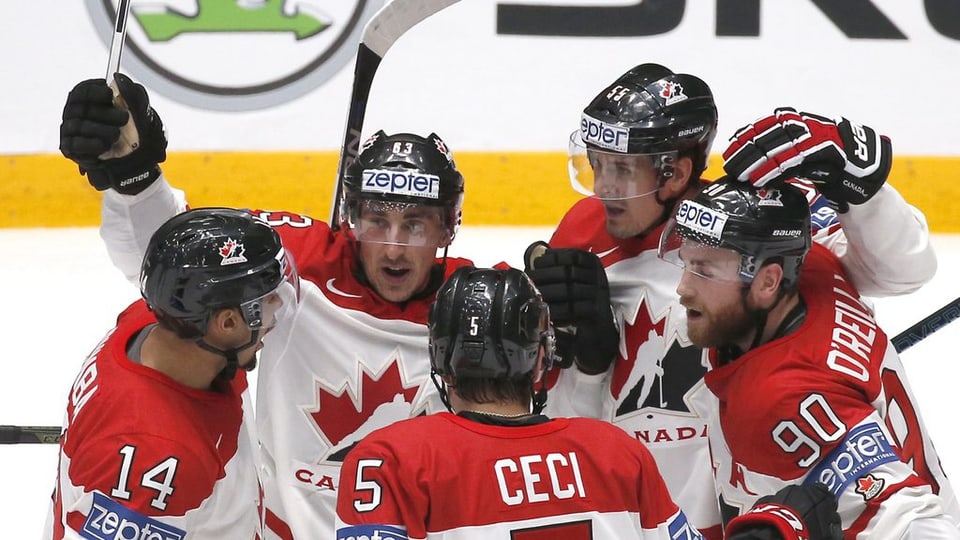 Giugaders da hockey dal Canada.