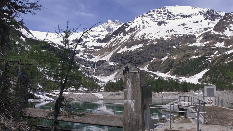 l'ovra idraulica Cavaglia sisum la Val Puschlav