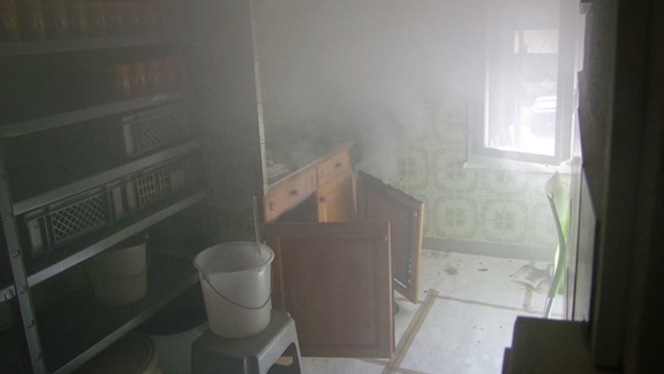 Incendi en ina cuschina a Mustér.