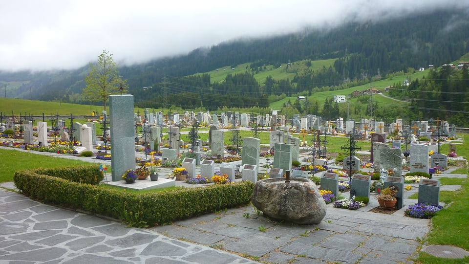 Il santeri da la baselgia da sontg Vigeli a Sedrun.