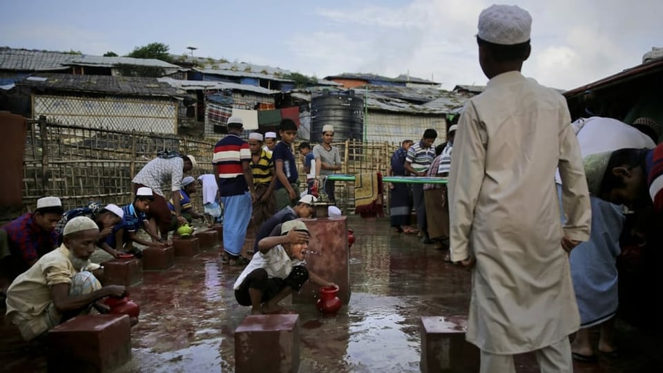 Chadaina da Fortuna: Corona fa la vita anc pira per ils Rohingya en il Bangladesch