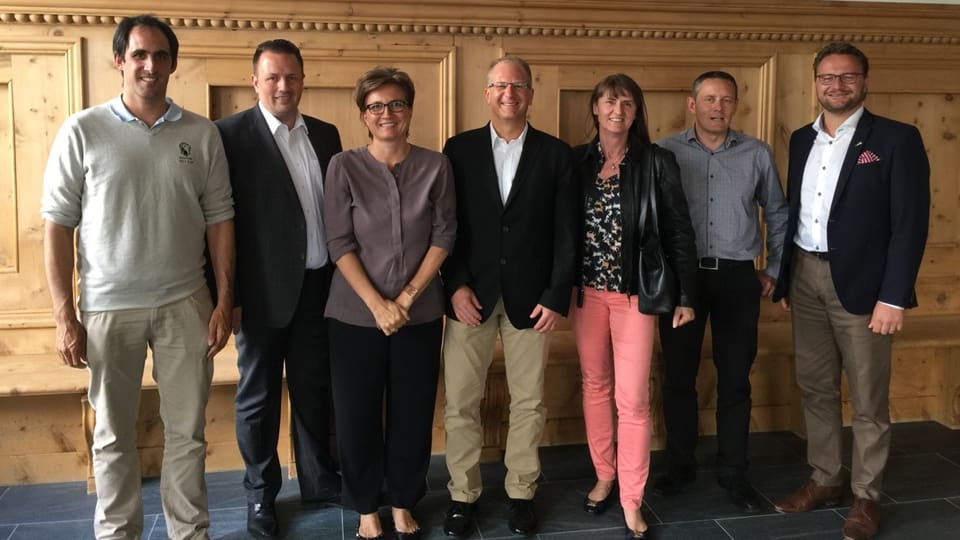 Il nov cussegl administrativ: Ramun Ratti, Claudio Dietrich, Bettina Plattner, Markus Gschwend, Silvia Degiacomi, Andri Laager, Thomas Walther