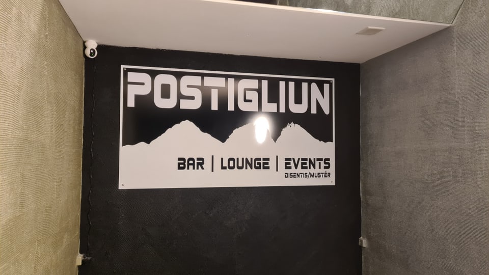 Das Logo der Bar und Disco Postigliun in Disentis. 