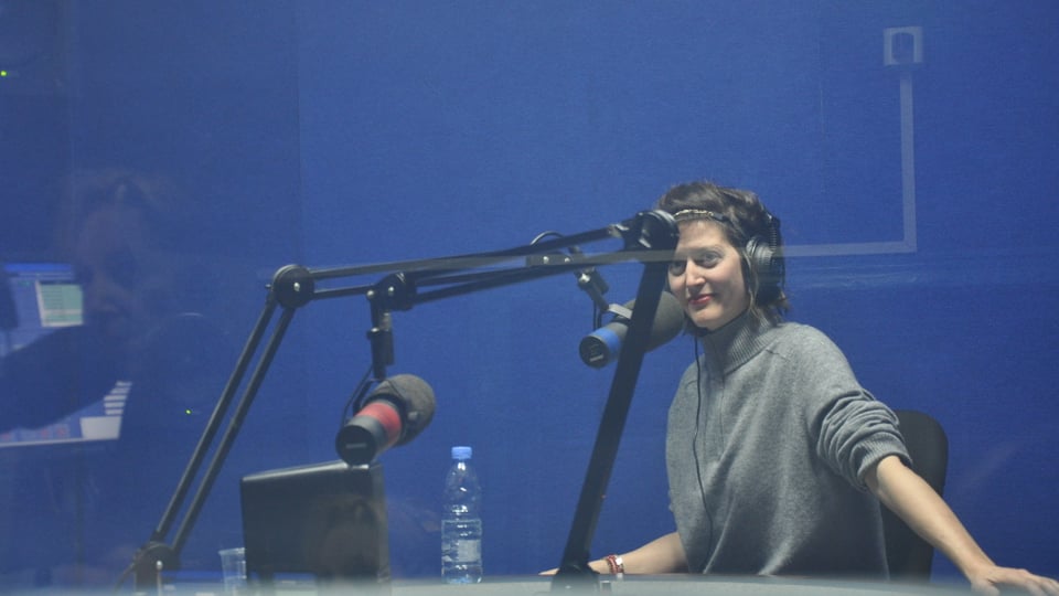 Bianca Mayer en in'intervista d'inura tar il Radio Liban a Beirut.