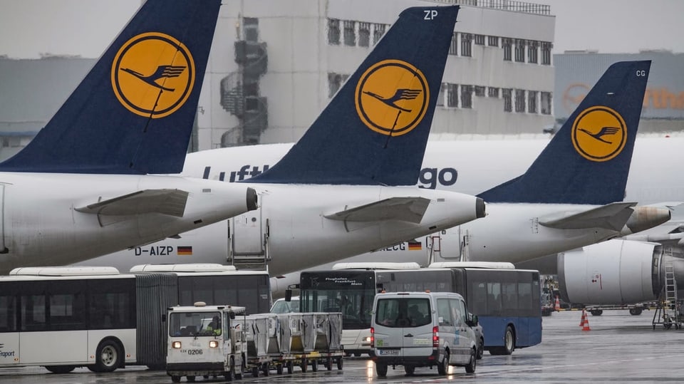 Aviuns da la Lufthansa.